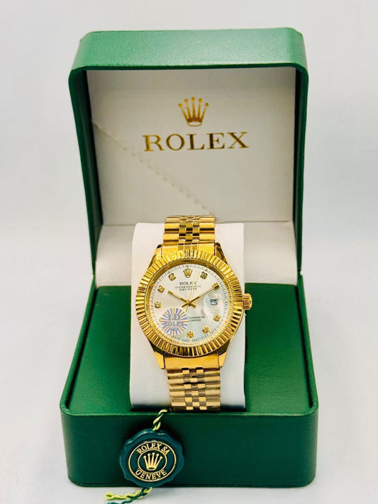 Luxury Men's Golden Chronograph Watch